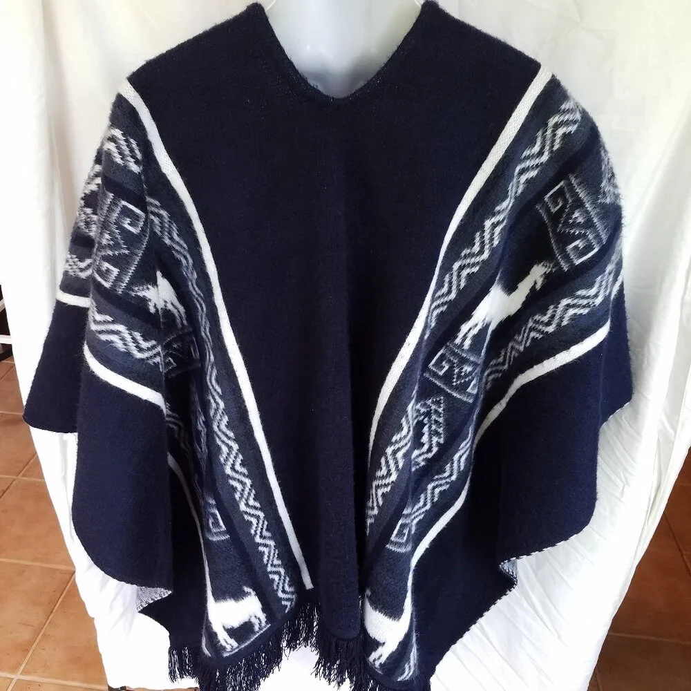 NWT Tejidos Ruminahui Poncho Shawl Llama Blue White Alpaca Wool - Picture 1 of 10